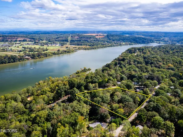 116 Overlook Dr, Kingston, TN 37763