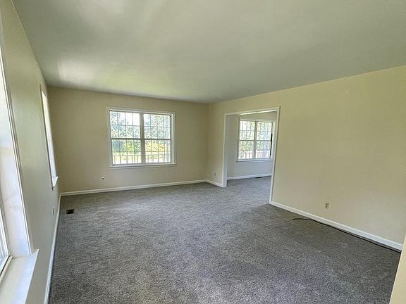 4th image of 22078 Indian Bridge Rd
