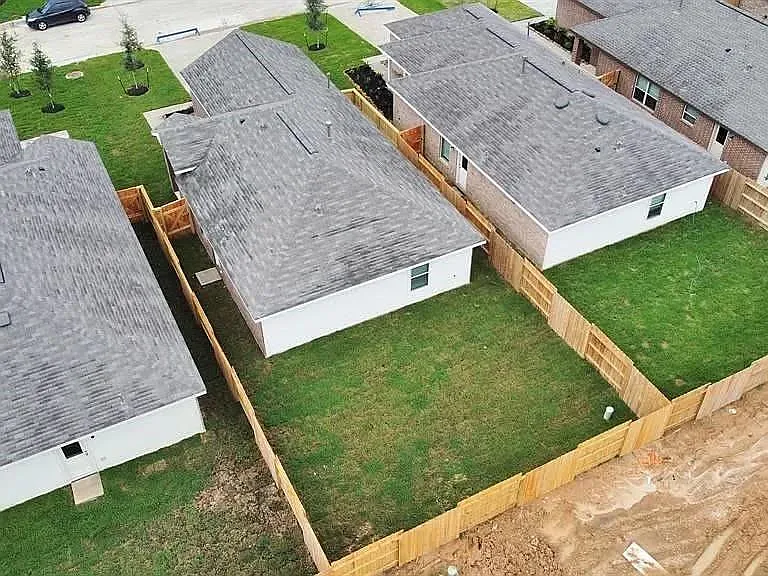 27003 Winward Creek Trl — Photo 24