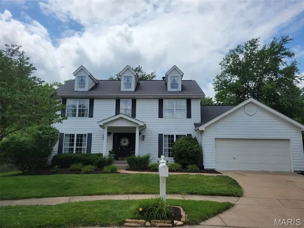 6 Venice Place Ct, Grover, MO 63040
