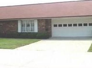 3030 Armsgate Rd, Springfield, OH 45503