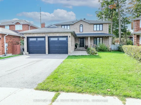 61 Barwick Dr W, Barrie, ON L4N 6Z5