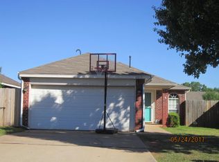 6013 Fox Run Way, Oklahoma City, OK 73142