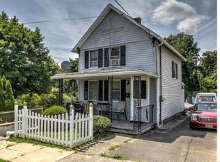 76 Bowen St, Hamden, CT 06514