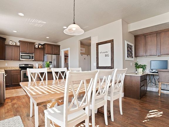 2nd image of 3789 N Bull Hollow Way