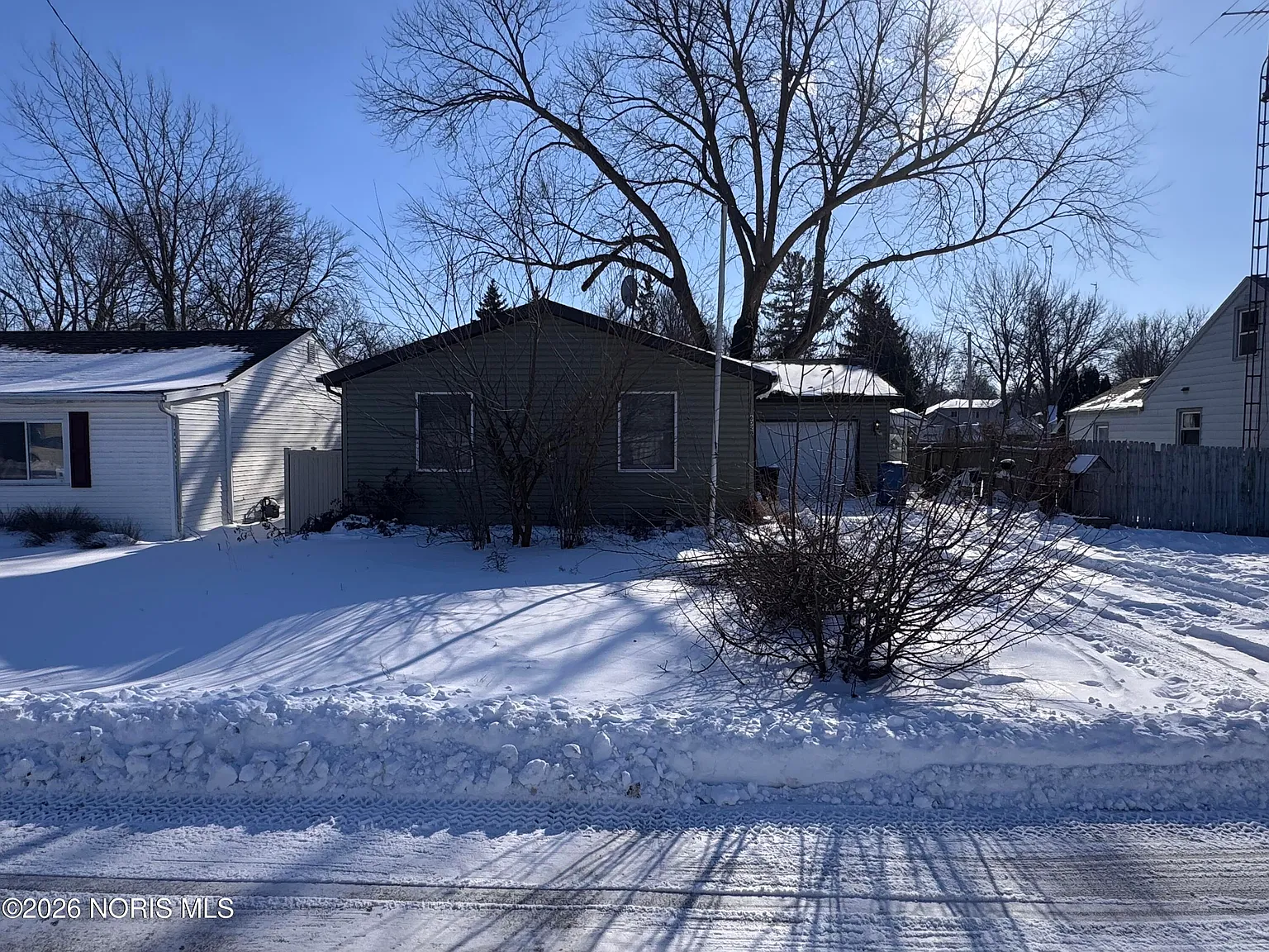 6028 Bay Shore Rd photo 1