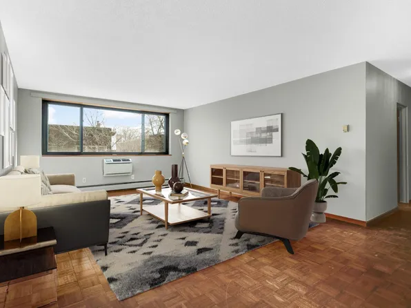 1912 Dupont Ave S APT 405, Minneapolis, MN 55403