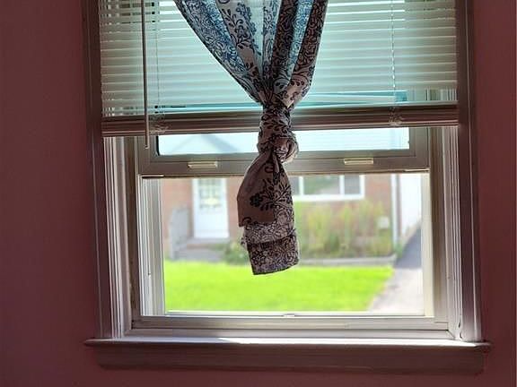 4th image of 29 Paradise Ct