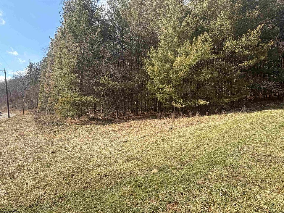 2nd image of 6500 Seneca Trl