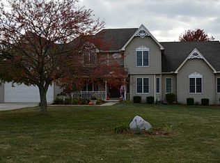 2295 Ash Brook Dr, Springfield, OH 45502