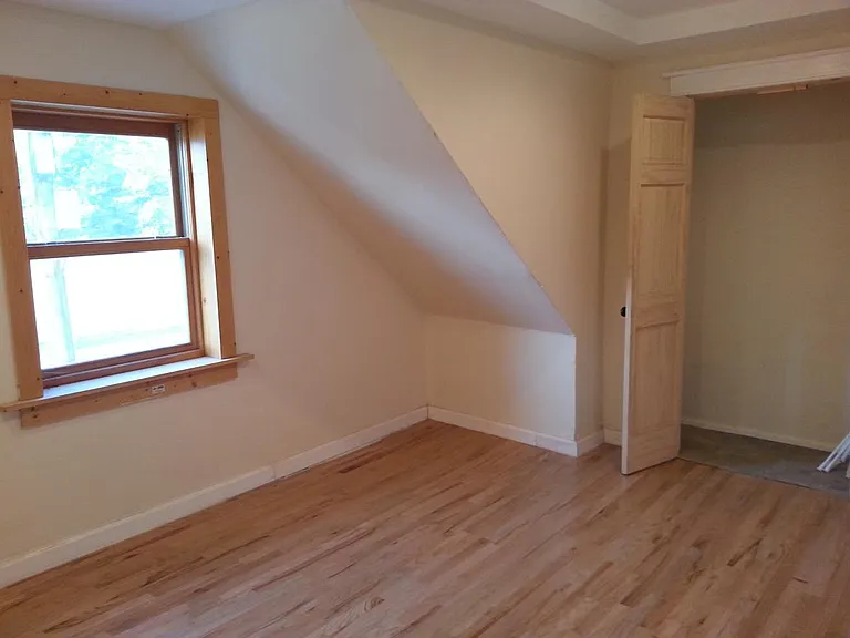 9616 S Exchange Ave #2 — Photo 12
