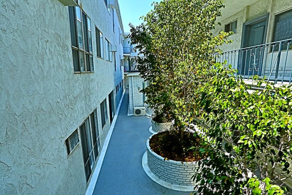 1st image of 10905 Ohio Ave #68h363vp1