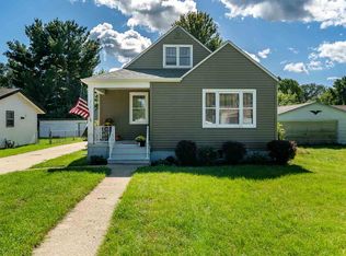 813 Ramona Ter, Machesney Park, IL 61115
