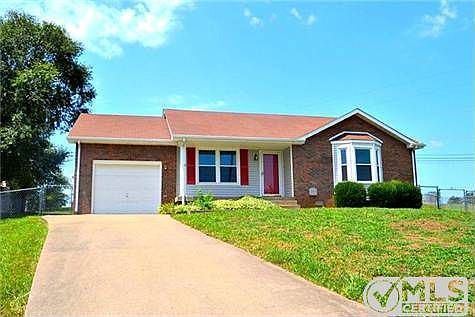 1st image of 202 Bradley Ct