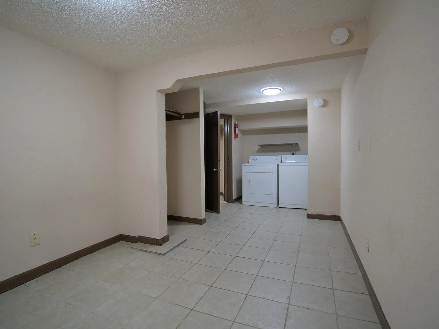 2 bed, $795 — Photo 4