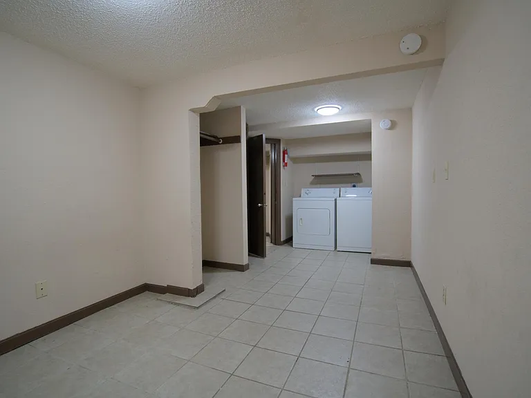 1247 Ohio St #101 — Photo 4