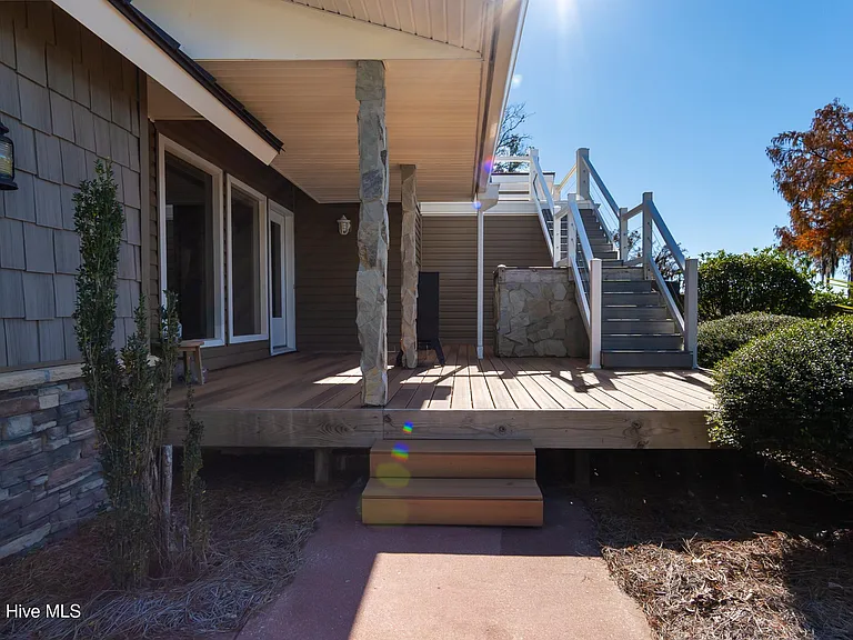 810 Madam Moores Ln #A — Photo 51