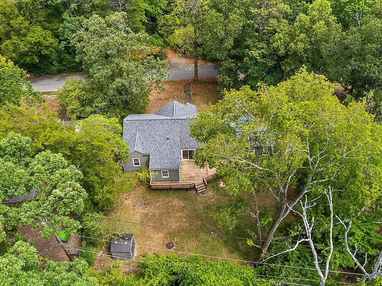 949 Signal Rd — Photo 21