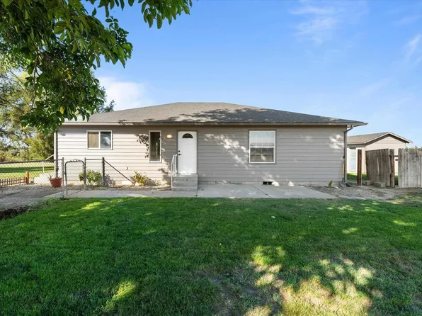 503 River Front Rd, Mabton, WA 98935