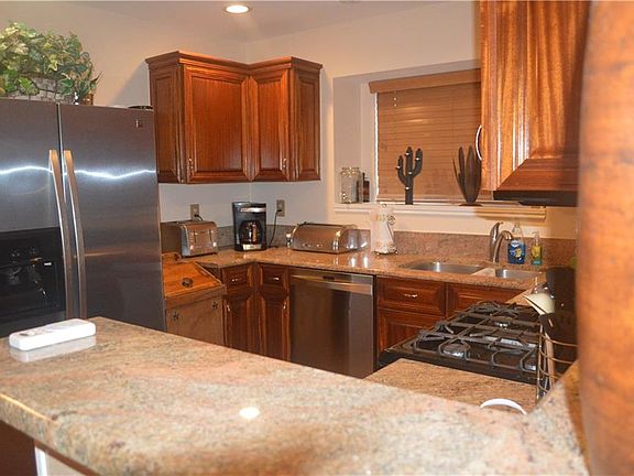 2nd image of 1203 Faircrest Dr