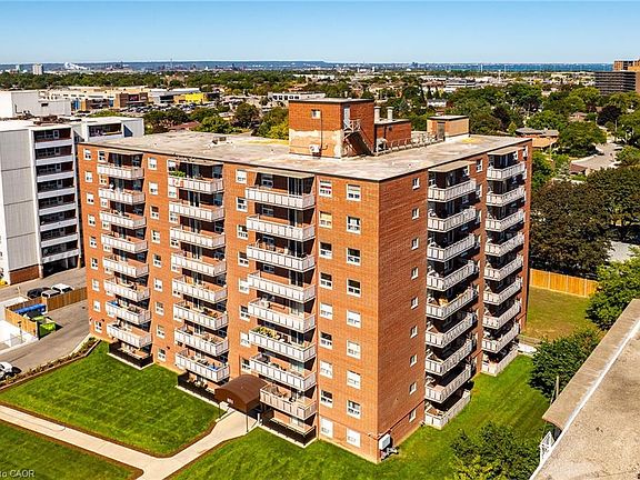2nd image of 851 Queenston Rd #604