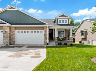 607 Hillside Dr, Tiffin, IA 52340