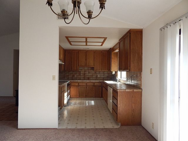 1st image of 2927 Royal Park Dr