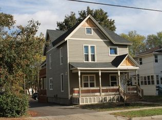 119 S Prairie St, Whitewater, WI 53190