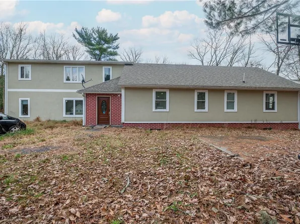 136 Winter Hill Rd, Effort, PA 18330