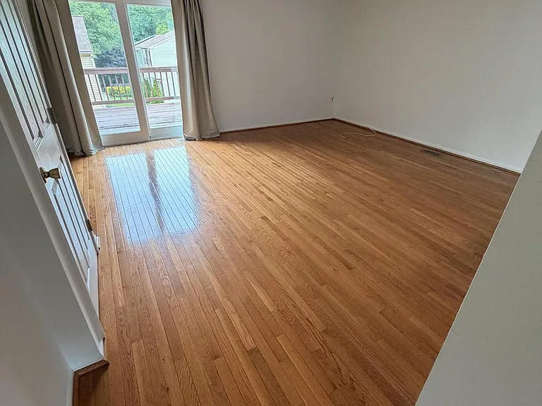 15765 Haynes Rd — Photo 6