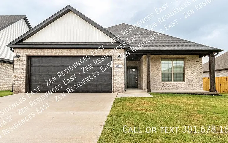 801 Merryfield St — Photo 1