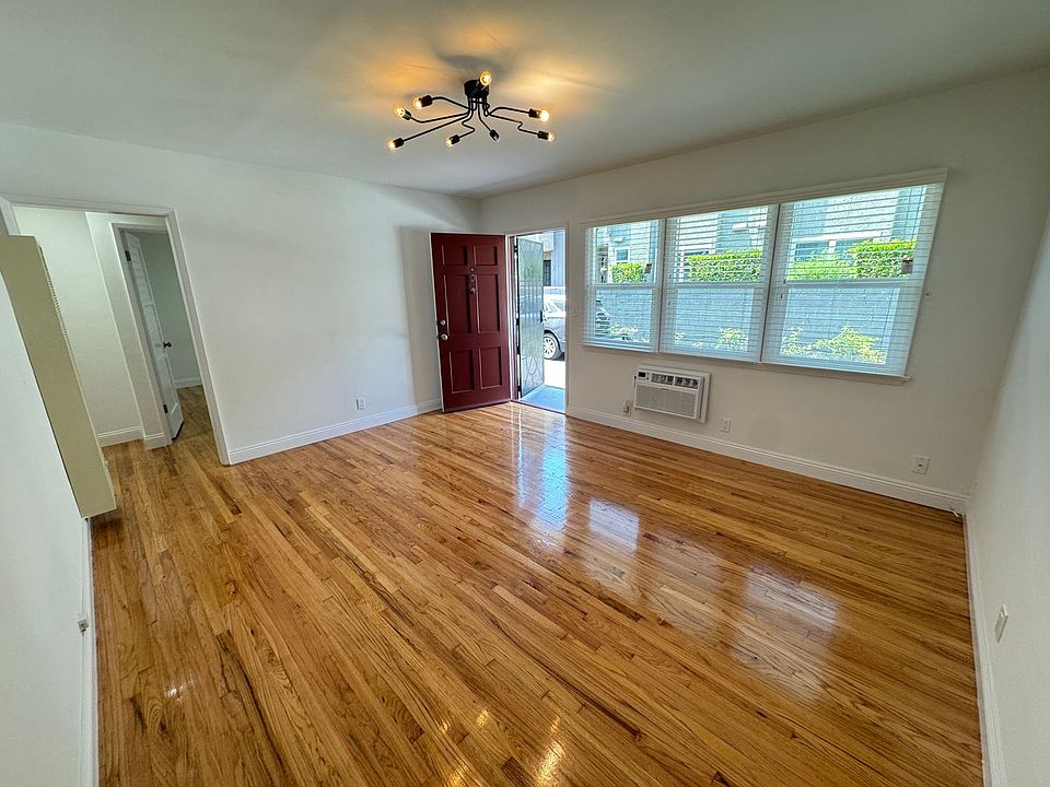 1st image of 2028 Delaware Ave #142C