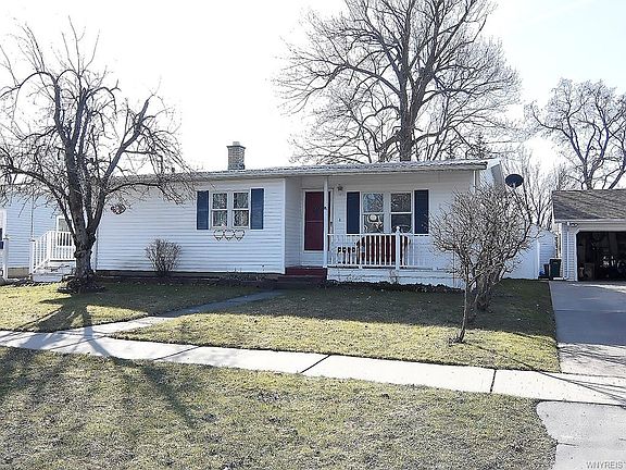 2nd image of 119 18th Ave