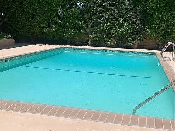 3rd image of 15651 Dickens St #310