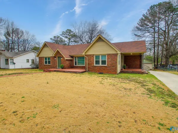 706 Somerville Rd SE, Decatur, AL 35601