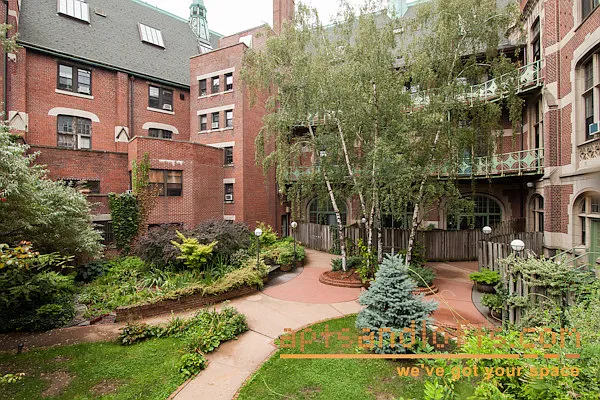 Rented by aptsandlofts.com | media 6