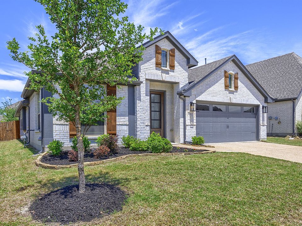 1st image of 1003 Pecan Glen Dr