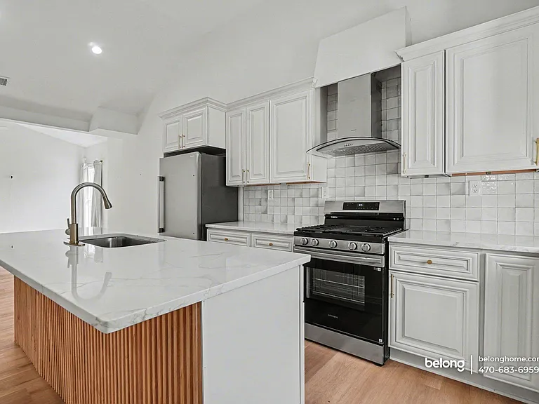 1017 Sparks St SW — Photo 7