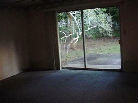 4th image of 6408 Lenczyk Dr