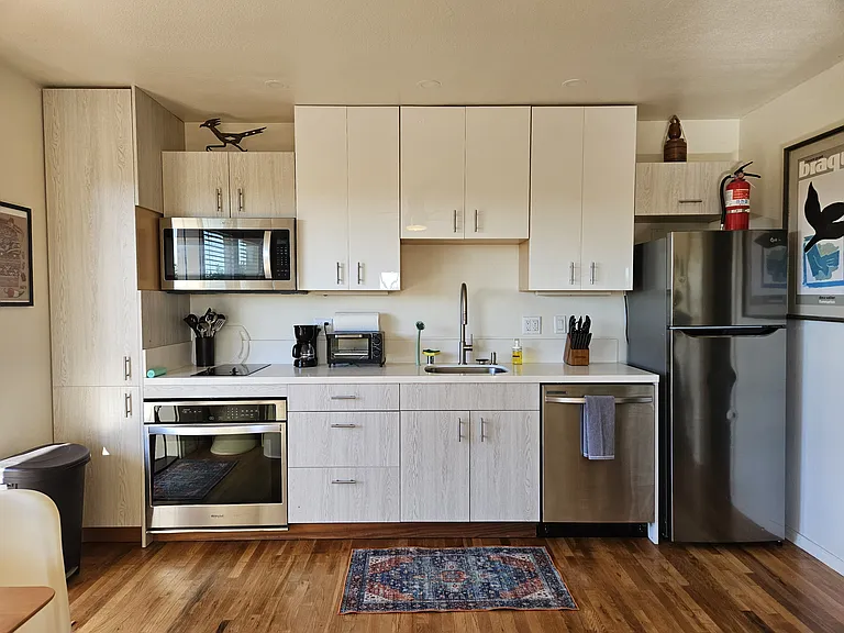 968 Corte Maria Ave — Photo 10