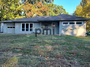 3314 N Taylor Ave, Decatur, IL 62526