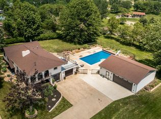 8407 Spanish Rd, Cedar Rapids, IA 52404