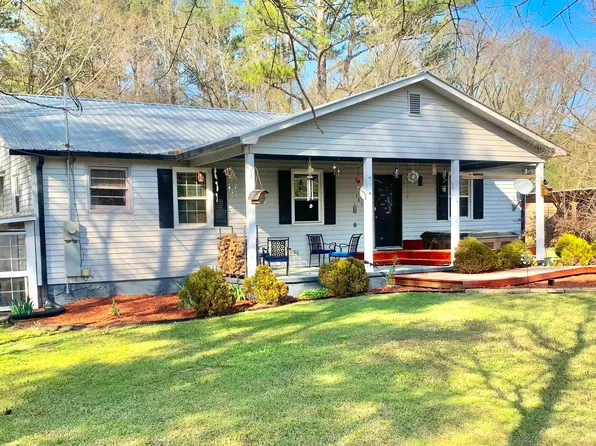 385 Cedar Springs Dr, Jacksonville, AL 36265