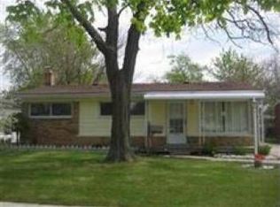 29551 Magnolia Dr, Flat Rock, MI 48134