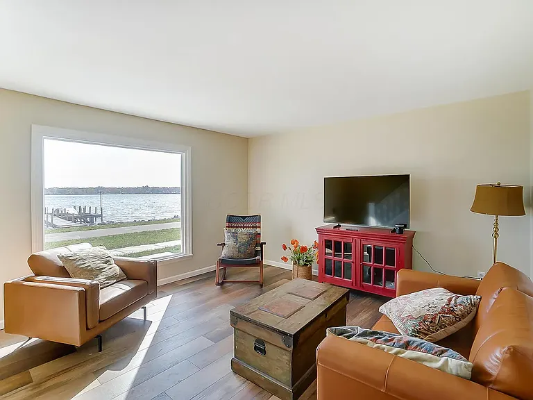 5269 N Bank Rd #B — Photo 3