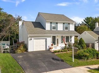 10717 Hunters Chase Ln, Damascus, MD 20872