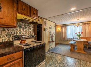 842 Main St, Proctorsville, VT 05153