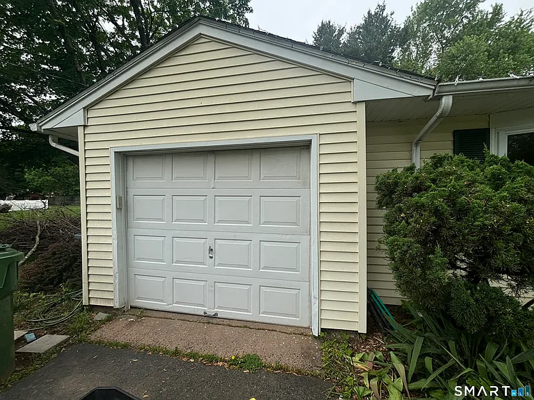 45 Sherman Rd — Photo 3