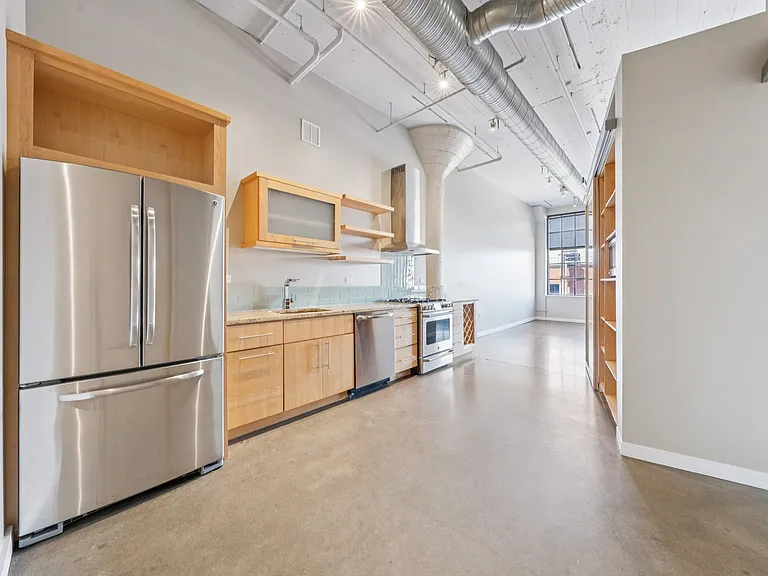 Remington Lofts — Photo 2
