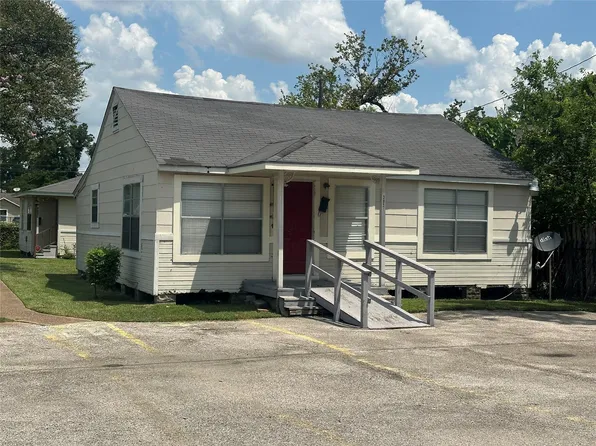 3929 Caplin St, Houston, TX 77026